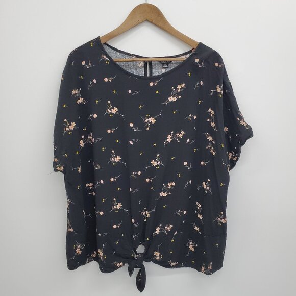 Buffalo David Bitton Womens XXL Black Floral Tie Front Top Short Sleeve Boho - Picture 3 of 14
